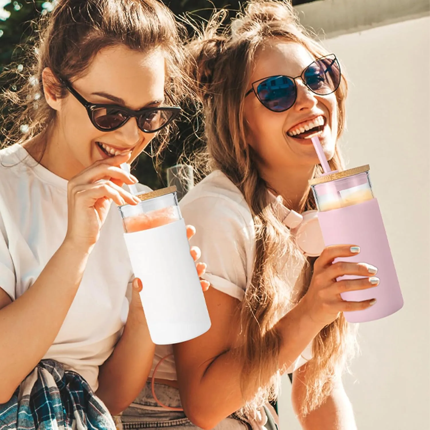 Tronco 20 oz Glass Tumbler with Lid and Straw, Reusable Iced Coffee Cup with Silicone Sleeve & Bamboo Lid, Smoothie Cup for Home, Office, for Father Men Day Gift from Wife Daughter Son (Black)